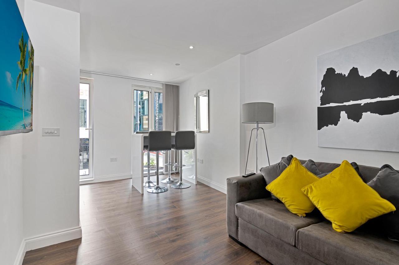 Spacious, Bright & Modern 1 & 2 Bed Apartments At Sligo House - Central Watford Watford  Exterior foto