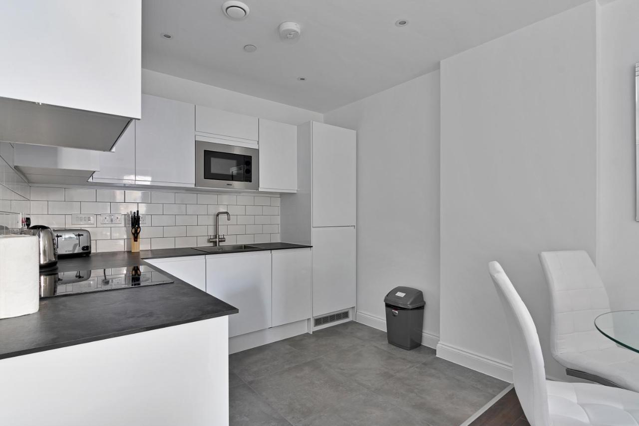 Spacious, Bright & Modern 1 & 2 Bed Apartments At Sligo House - Central Watford Watford  Exterior foto